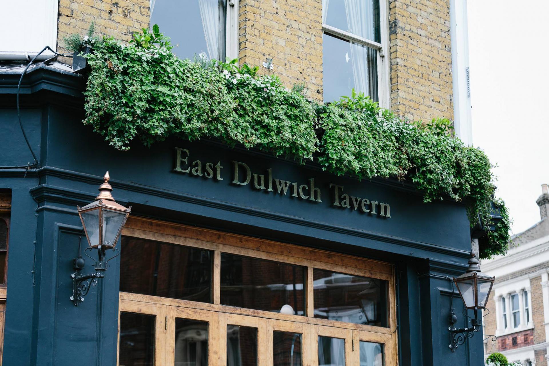 London pubs to be brought to market by administrators 